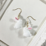〈再販3〉立体　可愛い白兎　ピアス