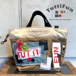 tuttifun＊TUTTIFUNロゴ入り帆布バック