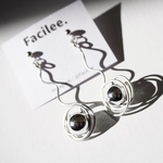 ワイヤー シンプル ピアス . イヤリング