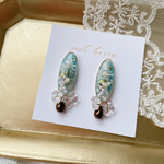 オーバル×ドライフラワー.* レジンピアス    ピアス    イヤリング  レジン