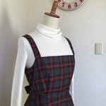 濃グレー×レッドverバックリボンのジャンパースカート