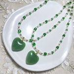 【winter market】💚ハートペンダントビーズネックレス