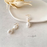 バロックパールのシンプルピアス
