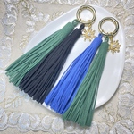 【winter market】💚💙ロングタッセルチャーム