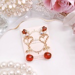 《スワロフスキービジューとワインレッドさくらんぼ》ピアス/イヤリング