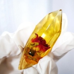 煌く薔薇のネックレス