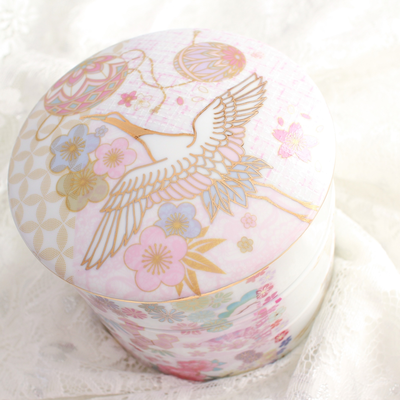 鶴が舞う〜陶器の3段お重箱〜 - ❤︎Blanche Neige❤︎ | minne byGMO