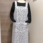 肩凝りしにくい着脱簡単なエプロン　　オックス