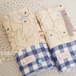 ８重ガーゼふんわりよだれパッド（白クマさん×チェック）