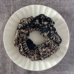 インド刺繍 ベルベット ダークグリーン ベージュ シュシュ
