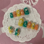 ネイルチップ　ビタミンネイル　シェルネイル　カラフルネイル