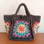 グラニースクエアバッグ　ニットバッグ　ミニトートバッグ