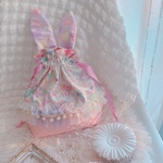 うさ耳ちゃんのふわふわキルティングフリル巾着