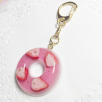 名前入り！いちごゼリー生ドーナツのキーホルダー