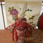 【新年のお祝いに】2023干支うさぎ［兎、卯］置き物、うさぎのお人形＊鞠(まり)