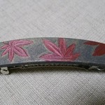 紅葉模様のバレッタ（焼〆黒）