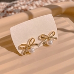 ピアス　アクセサリー　パール　パールピアス　りぼん　リボン　ゴールド　結婚式　ブライダル　ウェディング　シンプル　ブライダルアクセサリー　小ぶり　プレゼント　ラッピング　NYM-0085