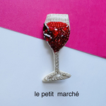 [秋の早割10%off] 赤ワイングラスのビーズ刺繍ブローチ