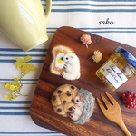 ぎゅーっとするハリネズミさんのブローチ