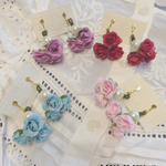 【SALE！！お値引き＋送料無料】roseの花束イヤーアクセサリー（赤のみ）