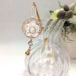 つまみ細工 白い花と透かし花のかんざし＊和装＊