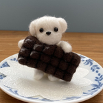 rk1118様のページ　羊毛フェルトのマルチーズちゃん　とチョコレート