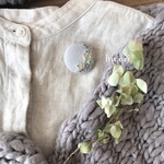 刺繍ブローチ