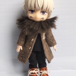 オビツ11 　ねんどろいど　ウール混ノーカラーコート・ファーティペット付き