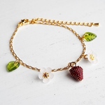 花薫るいちごのブレスレット🍓✨