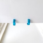 【再販×33】〈痛くない〉ブルーフラットリングイヤリング・イヤーカフ・フェイクピアス・イヤークリップ〈直径約11㎜、幅約3㎜〉(両耳用)(手で調節可能)   管理No.1208