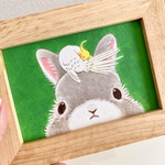 〈原画・L判サイズ〉もふもふオカメ帽子のうさぎさん