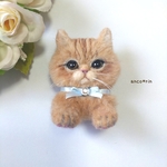 【新作】 羊毛フェルト 猫 茶トラ猫のブローチ
