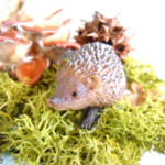 リメ缶アレンジ「ハリネズミ」