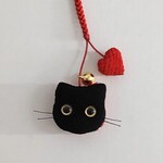 ちりめん根付け　黒猫　(ねこ&ハート)