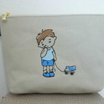 　おもちゃ遊びの男の子刺繍の帆布のポーチ18㎝