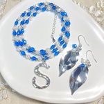 【田島様専用】💙リーフピアスとイニシャルビーズネックレスセット