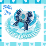 【ꔚ 𝕎𝕙𝕚𝕥𝕖 𝕕𝕒𝕪ꔚ】ブロックハート×アイルトーンブルー💙華やかプレゼントBOXリボン💙《ケープスタイ首輪》