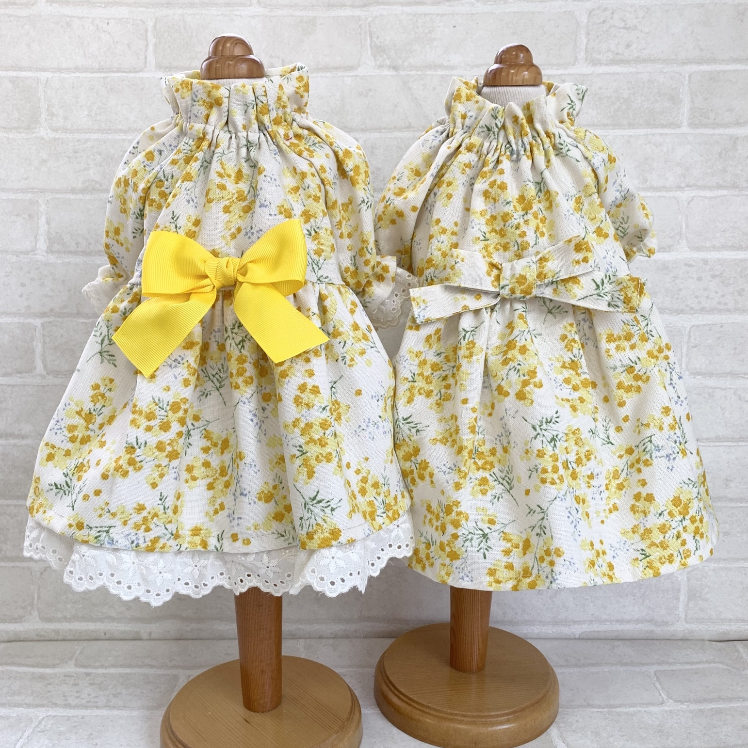 ハンドメイド　ミモザワンピース　オーダー小型犬 犬の服 犬 ワンピース 【小型犬】 ミモザ ホワイト グリーン