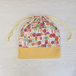 送料込★ちょうちょの柄の巾着☆体操服袋、お着替え袋(イエロー)