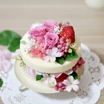 バラとイチゴのケーキ✳︎フラワーケーキ