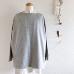 【☆】　40％off  ゆったりと着るオーバーサイズのスウェットボートネック