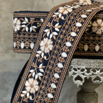 [実物のお色味と違う場合があります] インド刺繍リボン　花　インド刺繍　スパンコール　刺繍リボン　リボン　りぼん　※10月8日よりゆうパケットにて発送