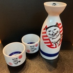 おちょこのおちょこと徳利セット『満月と横たわるおちょこ』