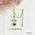リボンとハートの2ホールピアス(G)/ノンホールピアス/イヤーカフ/軟骨ピアス
