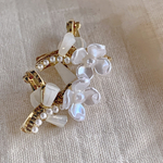 pearl flower cuff