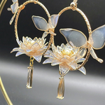 美しすぎる月下美人と舞蝶🦋 ピアス イヤリング