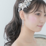 【czp3】キュービックジルコニア リーフモチーフ ピアス