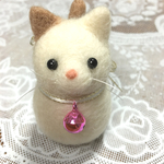 羊毛フェルトのおきあがりこぼし
