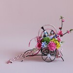 桃の節句〜優美なワイヤー御所車