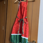 【送料無料】可愛いスイカのエプロン（赤）
